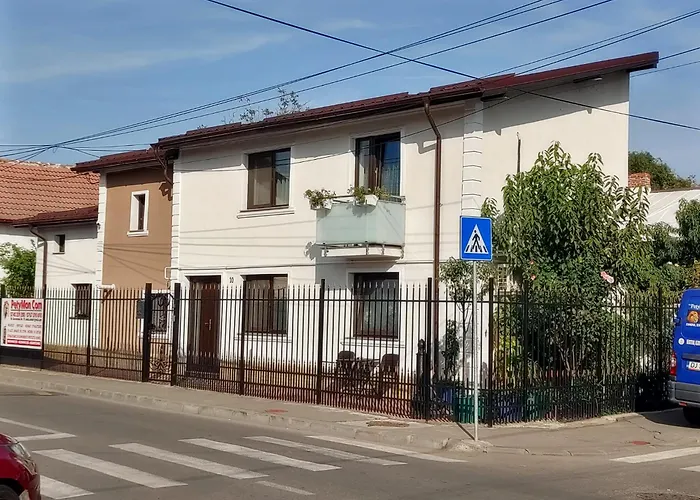 Casa Petcu 4* Крайова